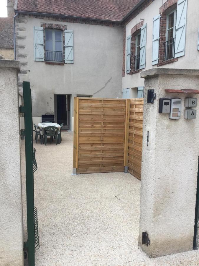 Demeure Saint Martin Villa Sourdun Exterior photo
